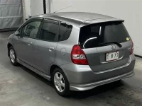 Honda FIT лот № 85096 оценка 4  с аукциона в Японии 1