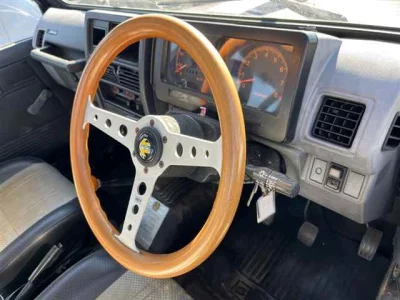 Suzuki JIMNY  с аукциона в Японии