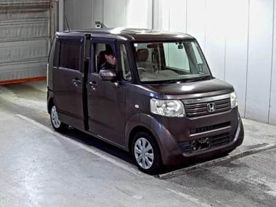 Honda N BOX