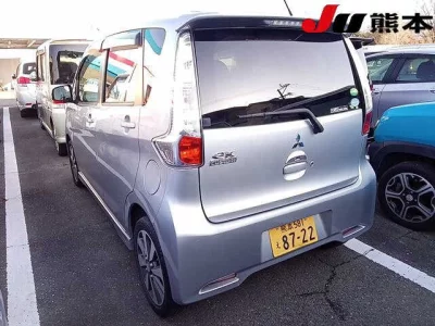 Mitsubishi EK CUSTOM