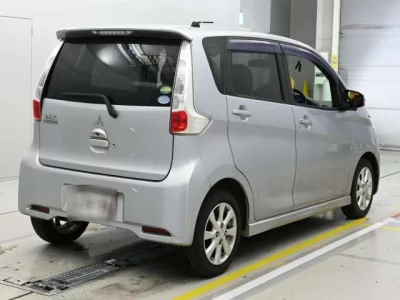 Mitsubishi EK CUSTOM