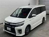 Toyota VOXY лот № 15185 оценка 3.5  с аукциона в Японии 3