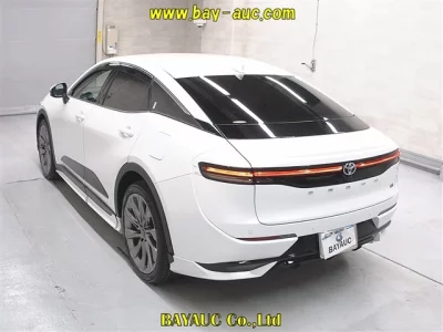 Toyota CROWN CROSSOVER