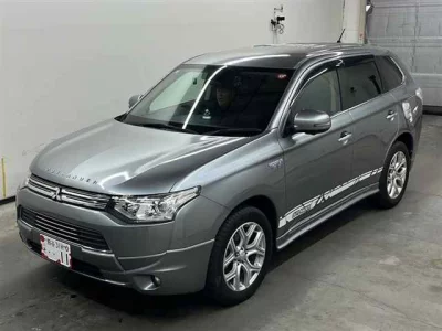 Mitsubishi OUTLANDER PHEV