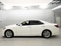 Toyota CROWN лот № 30144 оценка 4  с аукциона в Японии 3