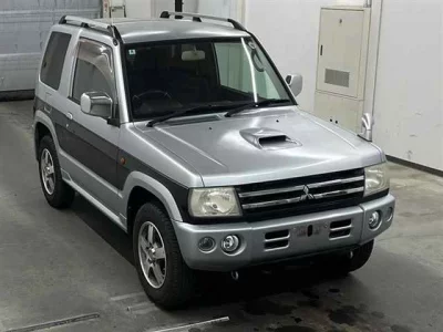 Mitsubishi PAJERO MINI