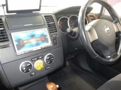 Nissan TIIDA LATIO  с аукциона в Японии