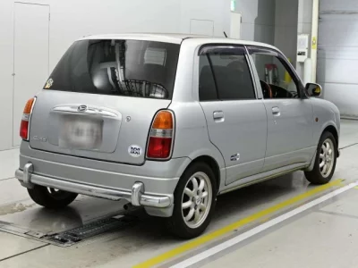 Daihatsu MIRA