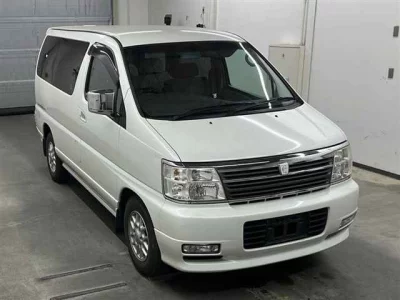 Nissan ELGRAND  с аукциона в Японии