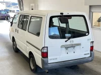 Mazda BONGO VAN лот № 3217 оценка 3.5  с аукциона в Японии 4