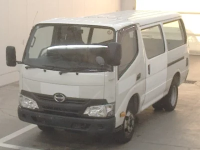 Hino DUTRO  с аукциона в Японии