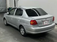 Toyota PLATZ лот № 60037 оценка R  с аукциона в Японии 1