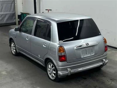 Daihatsu MIRA