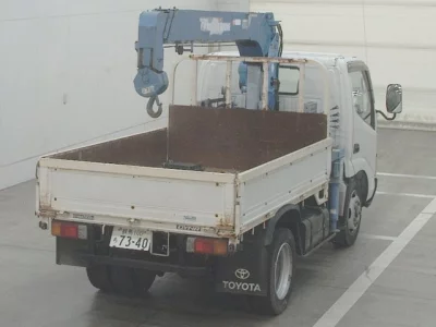 Toyota DYNA  с аукциона в Японии