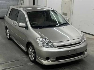 Toyota RAUM