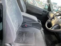 Nissan CARAVAN VAN лот № 70016 оценка 3.5  с аукциона в Японии 6