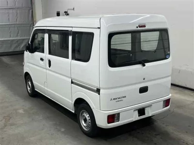 Mitsubishi MINICAB VAN
