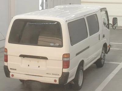 Toyota DYNA  с аукциона в Японии