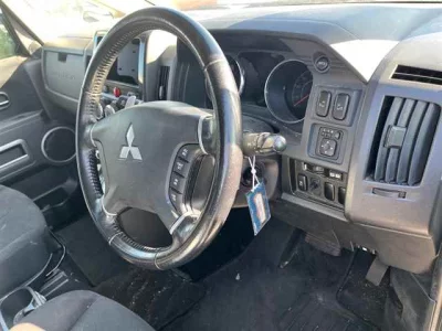 Mitsubishi DELICA D5  с аукциона в Японии