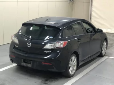 Mazda AXELA  с аукциона в Японии