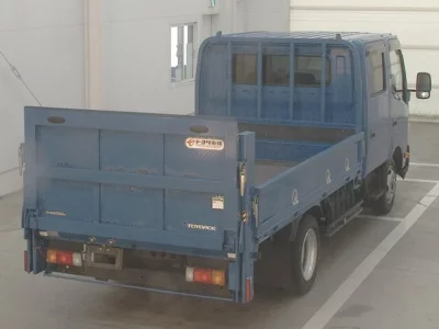 Toyota DYNA  с аукциона в Японии