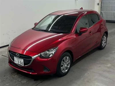 Mazda DEMIO  с аукциона в Японии
