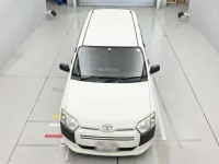 Toyota SUCCEED лот № 90297 оценка 3  с аукциона в Японии 6
