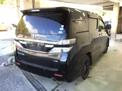 Toyota VELLFIRE  с аукциона в Японии