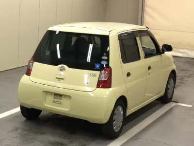 Daihatsu Esse