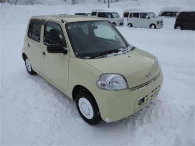 Daihatsu Esse