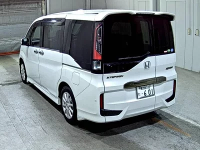 Honda STEP WAGON