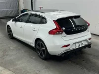 Volvo V40 лот № 70060 оценка 3  с аукциона в Японии 1