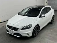 Volvo V40 лот № 70060 оценка 3  с аукциона в Японии 3