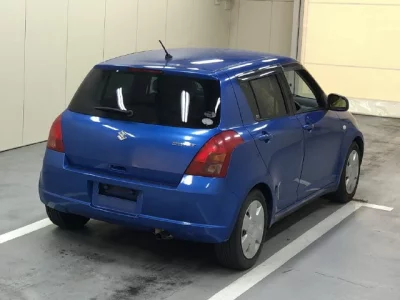 Suzuki SWIFT  с аукциона в Японии