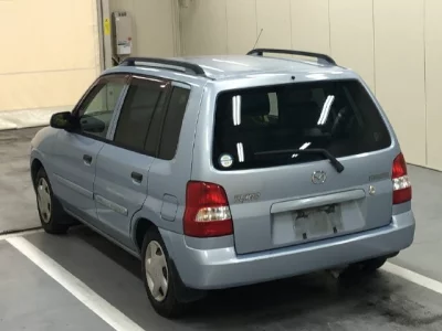 Mazda DEMIO  с аукциона в Японии