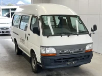 Toyota HIACE VAN лот № 3382 оценка 3.5  с аукциона в Японии 3