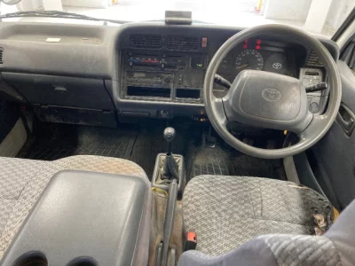Toyota HIACE VAN  с аукциона в Японии