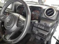 Suzuki JIMNY SIERRA лот № 30273 оценка 4.5  с аукциона в Японии 8
