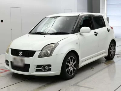 Suzuki SWIFT  с аукциона в Японии
