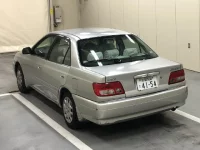 Toyota CARINA лот № 6043 оценка R  с аукциона в Японии 1