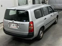 Toyota SUCCEED лот № 70083 оценка 3  с аукциона в Японии 4