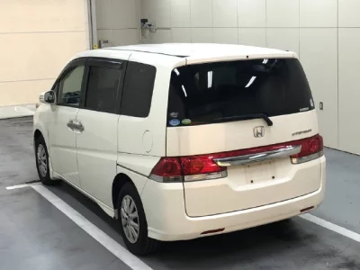 Honda STEP WAGON