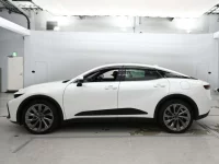 Toyota CROWN CROSSOVER лот № 33348 оценка 4  с аукциона в Японии 3