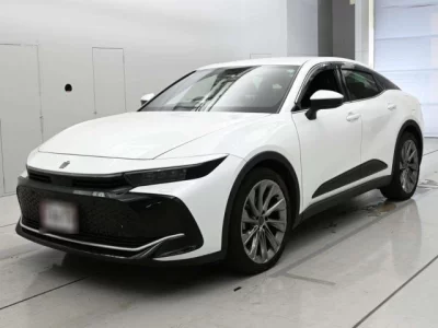 Toyota CROWN CROSSOVER  с аукциона в Японии