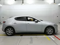 Mazda AXELA лот № 30291 оценка 4  с аукциона в Японии 2