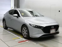 Mazda AXELA лот № 30291 оценка 4  с аукциона в Японии 4