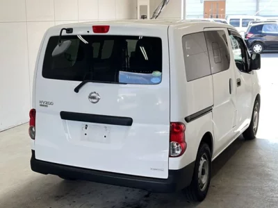 Nissan NV200