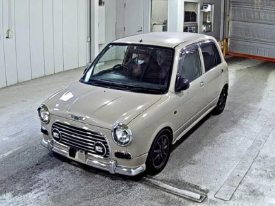 Daihatsu MIRA
