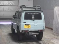 Suzuki JIMNY лот № 1303 оценка 3.5  с аукциона в Японии 7