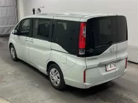 Honda STEP WAGON лот № 10120 оценка 4  с аукциона в Японии 1